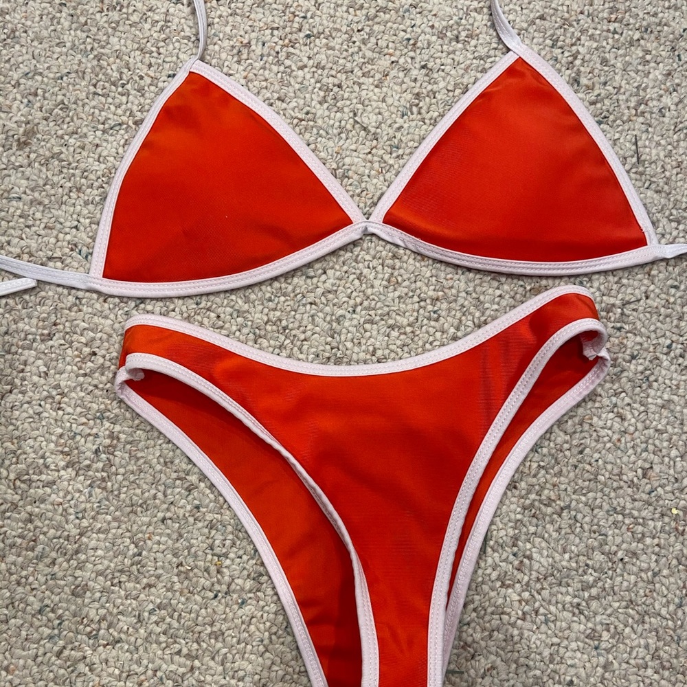 Bikini!!